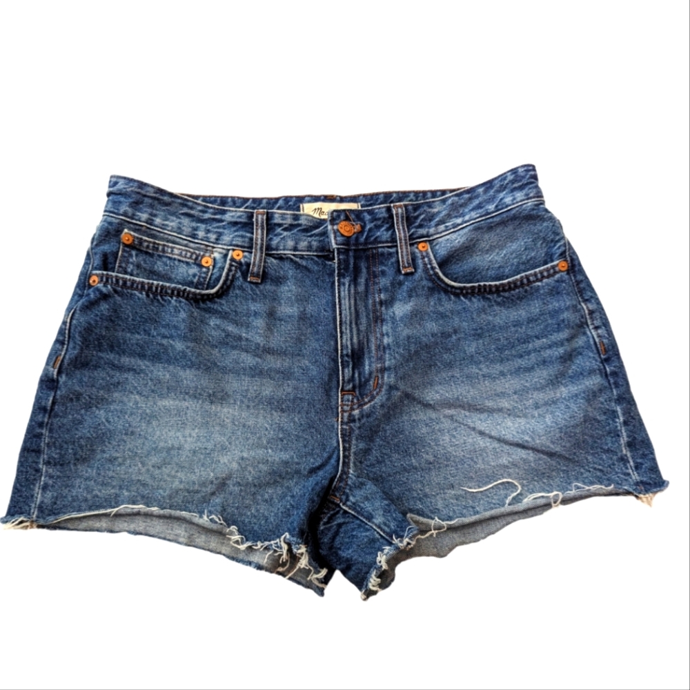 Madewell “Relaxed Denim jean short”. Size 29 High Waist Cut Off Medium Blue